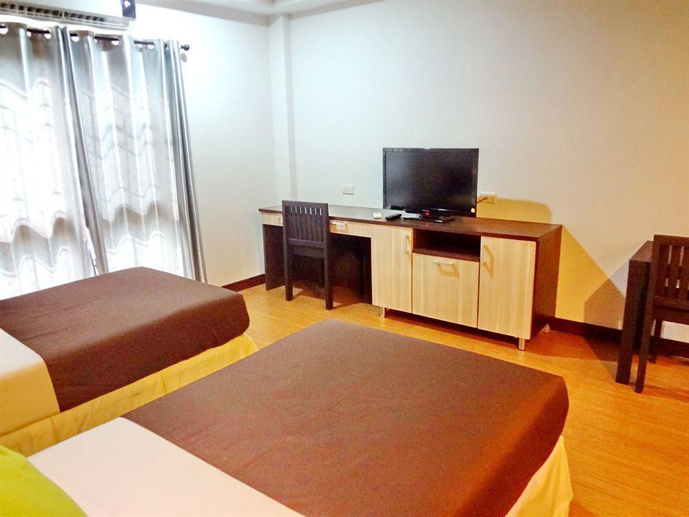 Sleep Tight Hotel Pantai Jomtien Luaran gambar