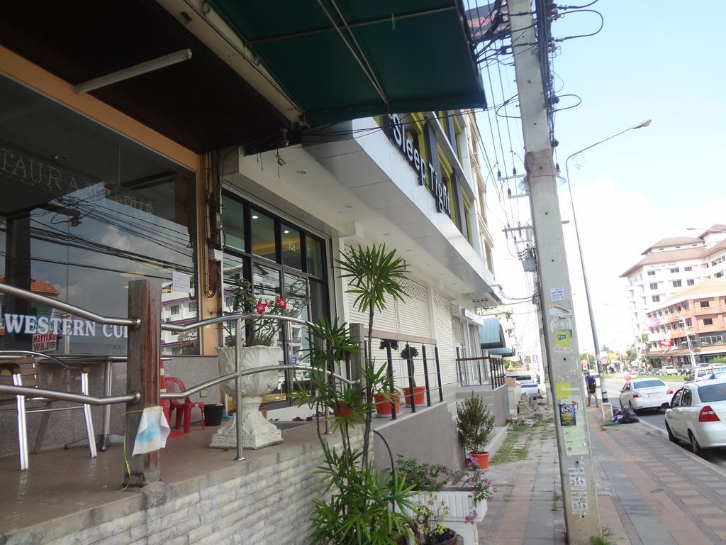 Sleep Tight Hotel Pantai Jomtien Luaran gambar