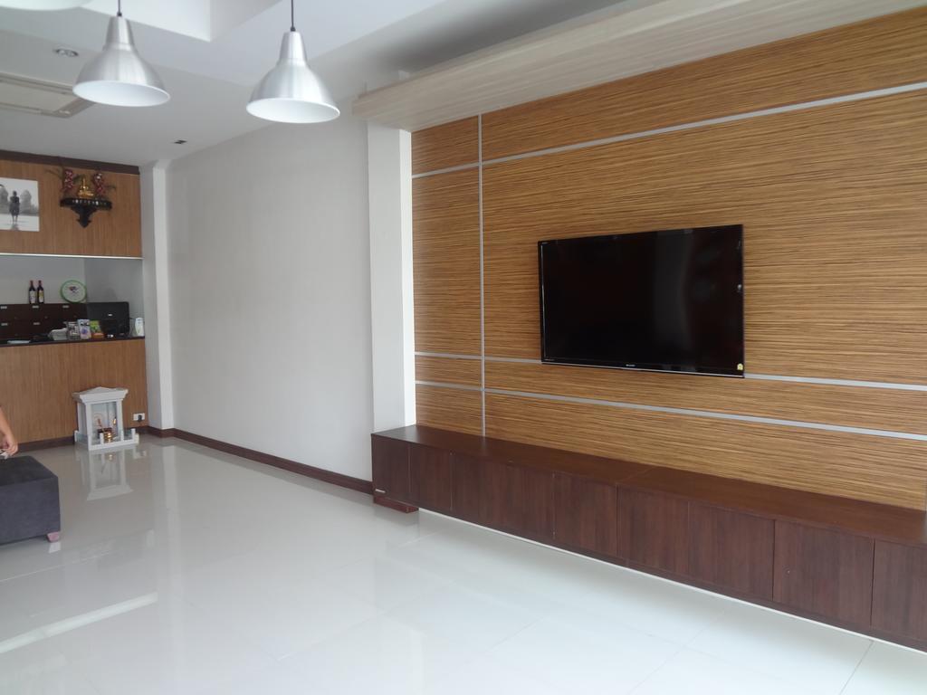 Sleep Tight Hotel Pantai Jomtien Luaran gambar