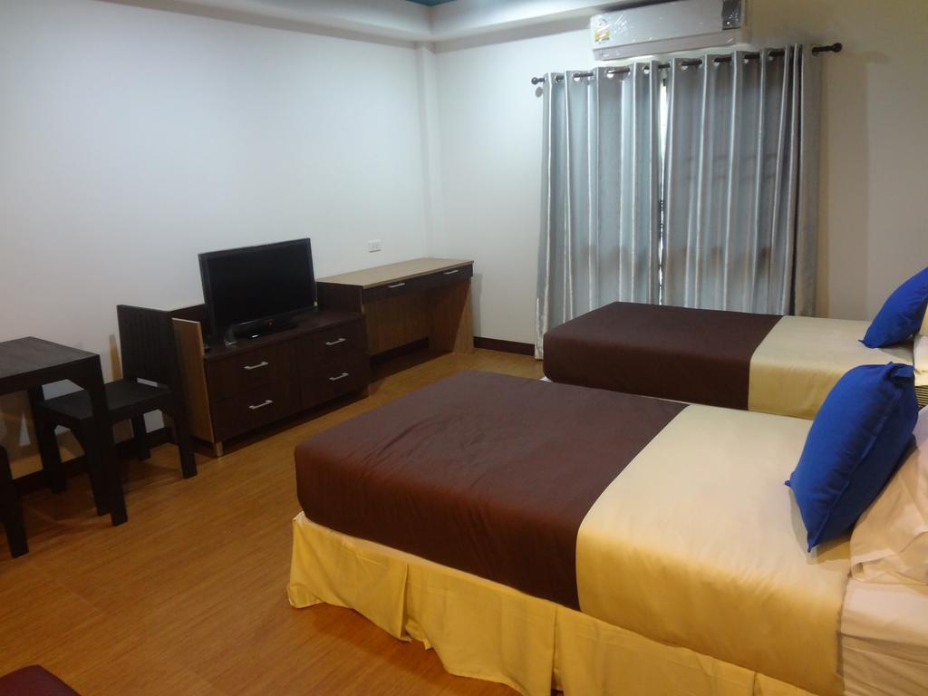 Sleep Tight Hotel Pantai Jomtien Luaran gambar