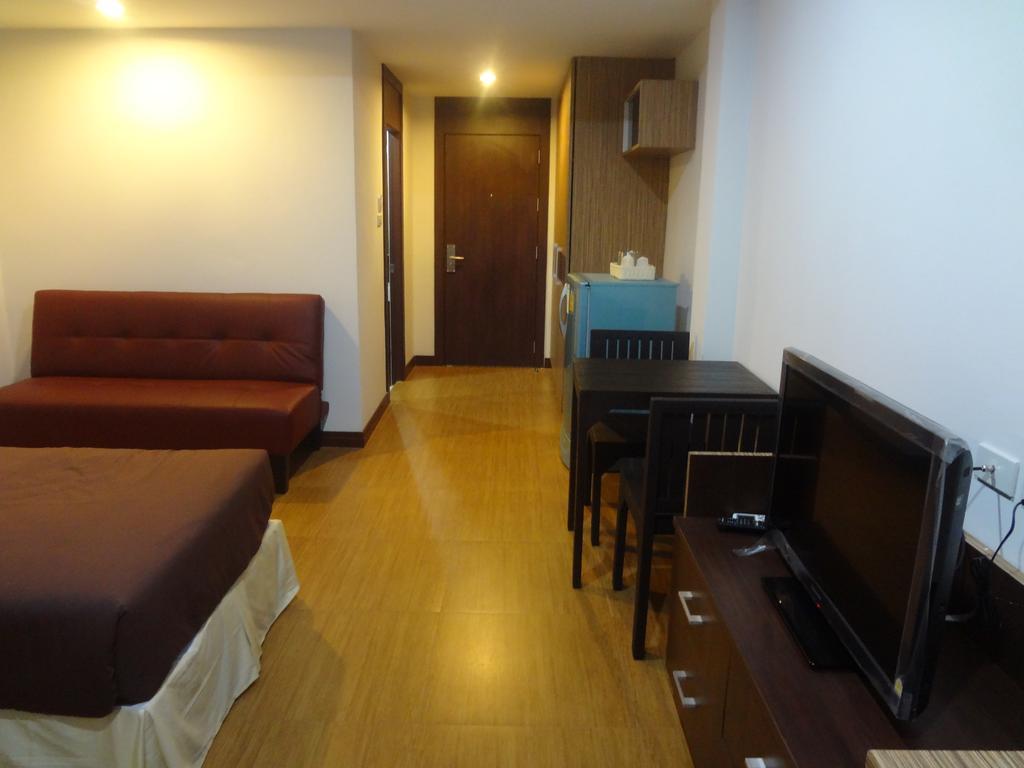 Sleep Tight Hotel Pantai Jomtien Luaran gambar