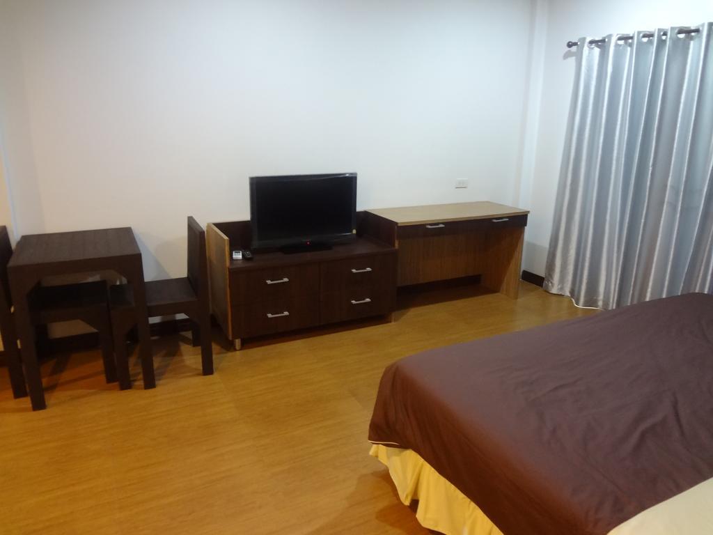 Sleep Tight Hotel Pantai Jomtien Luaran gambar