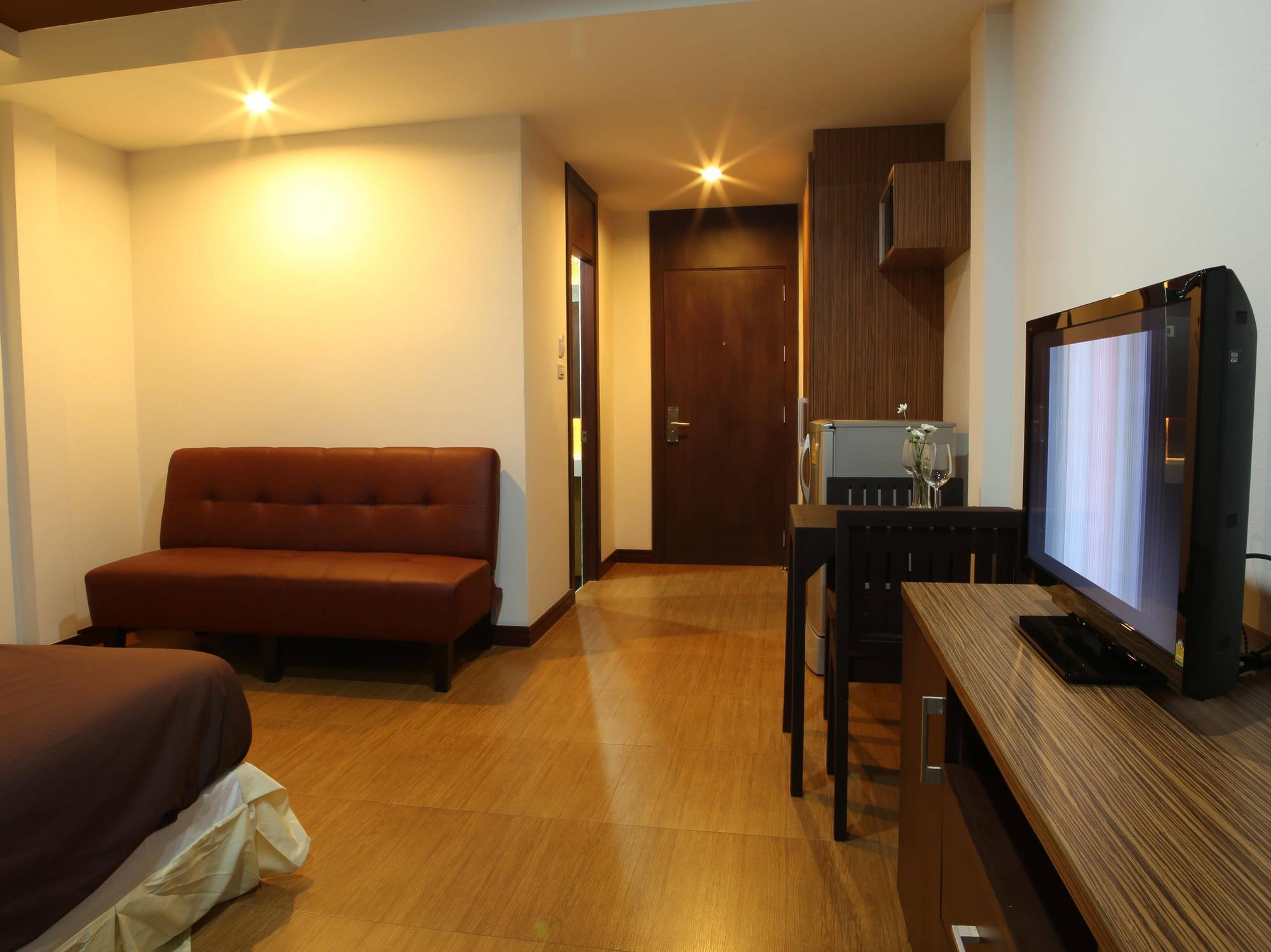 Sleep Tight Hotel Pantai Jomtien Luaran gambar