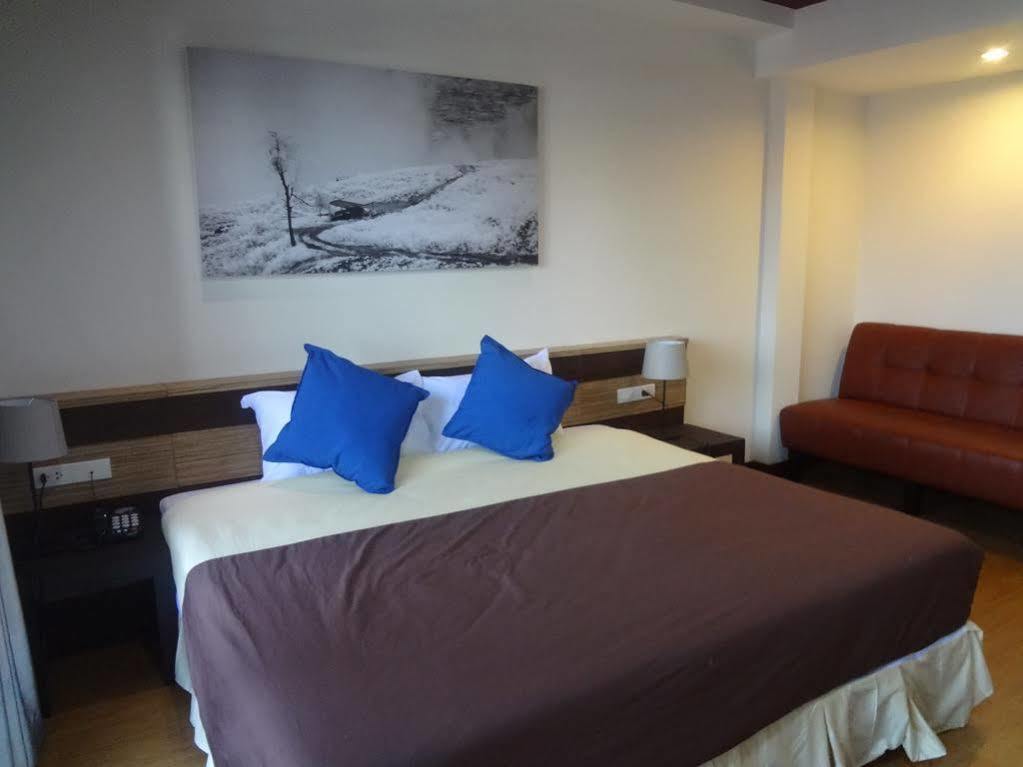 Sleep Tight Hotel Pantai Jomtien Luaran gambar